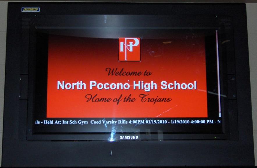 Outdoor digital signage in school use